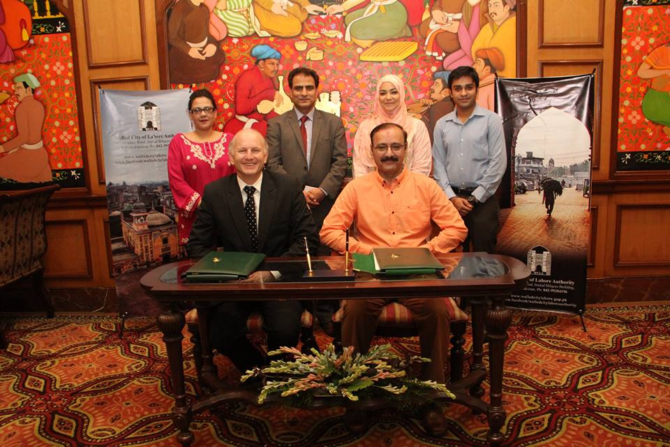 13707522_1230504836983562_1547868542783183574_n (1)