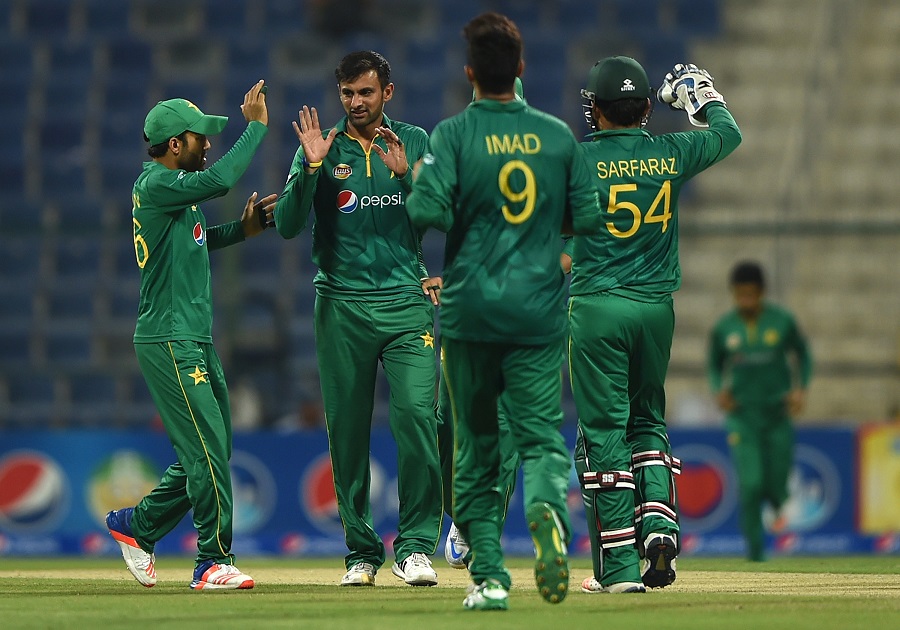 ABU DHABI, UNITED ARAB EMIRATES - OCTOBER 05: Shoaib Malik of Pakistan celebrates taking the wicket of Kraigg Brathwaite of West Indies during the third One Day International match between Pakistan and West Indies at Zayed Cricket Stadium on October 5, 2016 in Abu Dhabi, United Arab Emirates. (Photo by Tom Dulat/Getty Images)