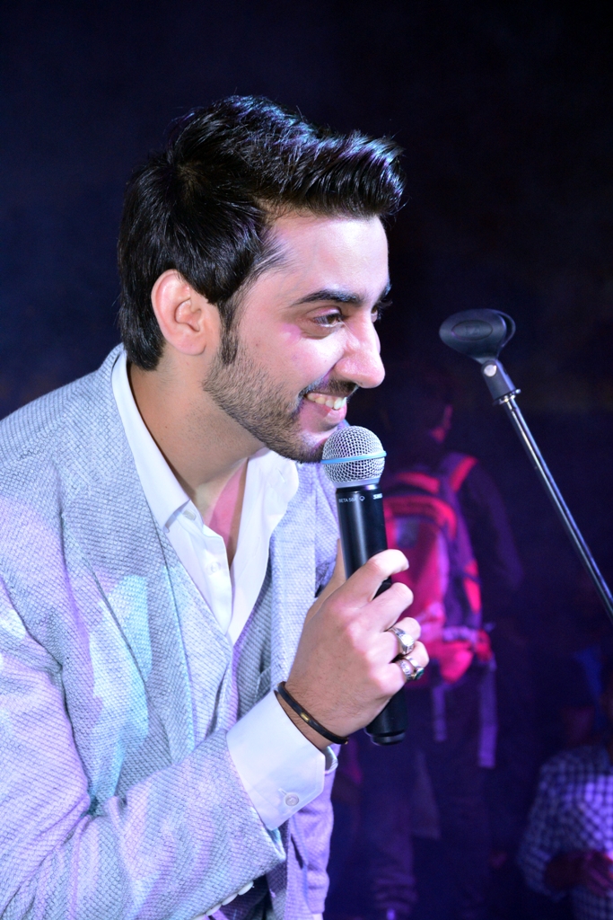 huawei-live-pulls-stops-lums-ali-sethi-amanat-ali-raga-boys